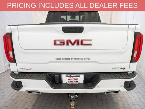 Used 2023 GMC Sierra 1500 AT4 w/ AT4 Preferred Package AWD/4WD image 5
