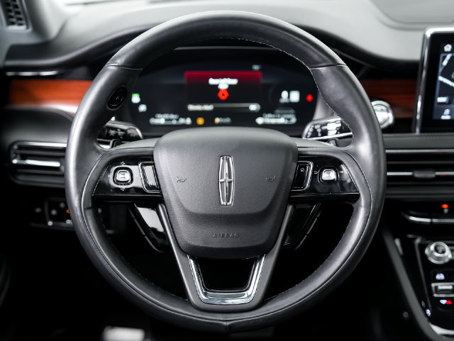 Used 2020 Lincoln Corsair Reserve w/ Equipment Group 202A AWD/4WD image 11