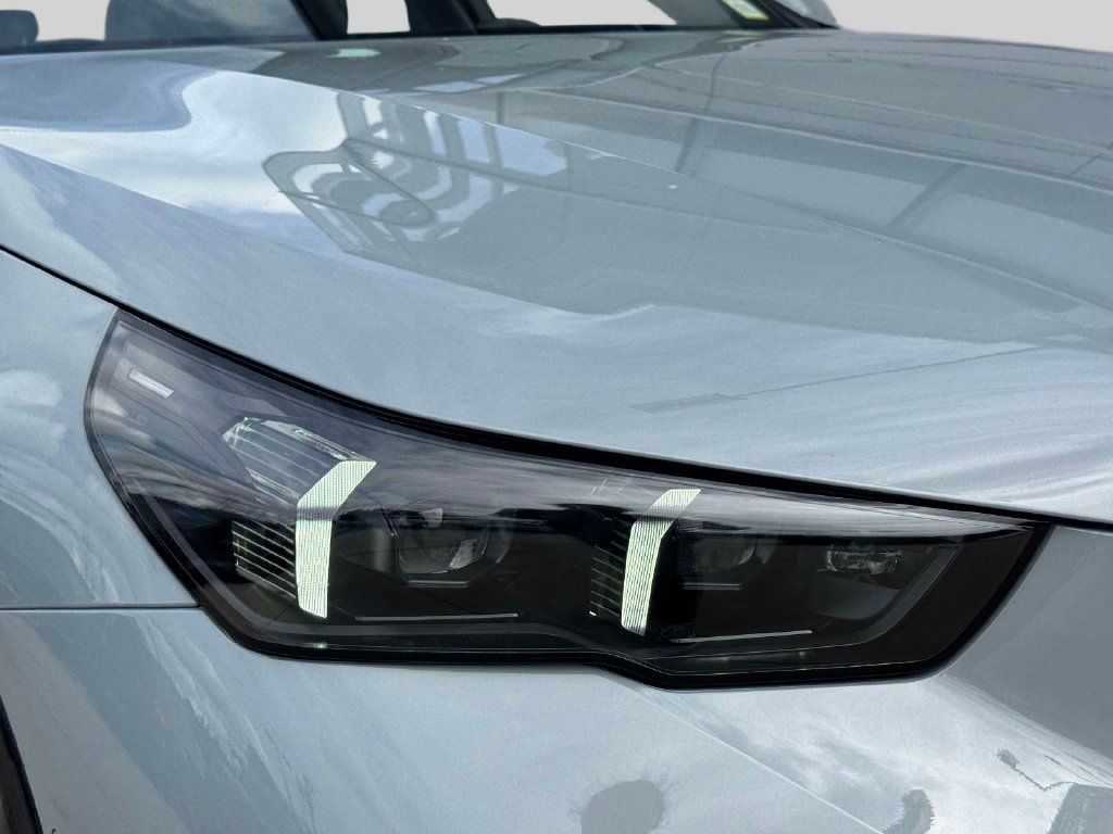 Certified 2026 BMW 530i xDrive AWD/4WD image 9