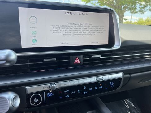 Used 2024 Hyundai Ioniq 6 Limited RWD image 32