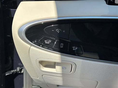 New 2026 Genesis GV70 2.5T AWD/4WD image 25