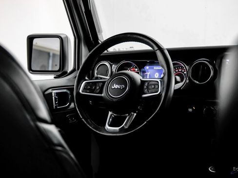 Used 2022 Jeep Wrangler Unlimited Rubicon w/ Xtreme Recon 35" Tire Package image 49