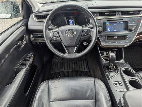 Used 2014 Toyota Avalon XLE Premium image 8