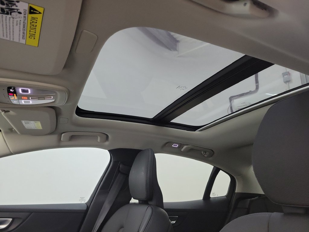 Used 2025 Volvo S60 B5 Plus w/ Protection Package Premier FWD image 18