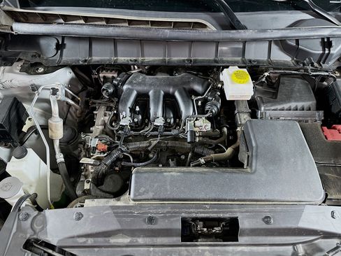 Used 2025 Nissan Pathfinder SV image 34