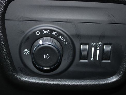 Used 2021 Jeep Grand Cherokee L Limited image 14