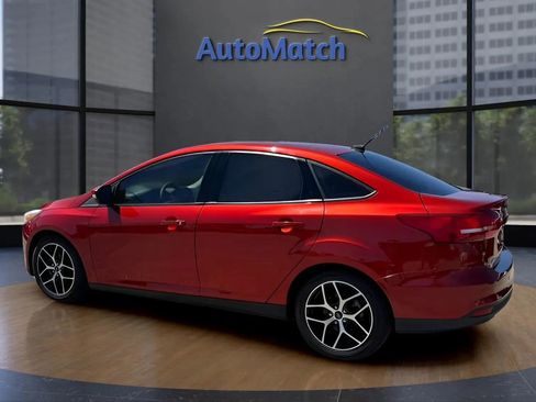 Used 2018 Ford Focus SEL FWD image 8