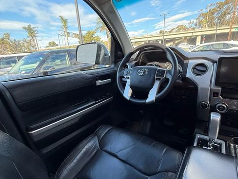 Used 2016 Toyota Tundra Limited image 29
