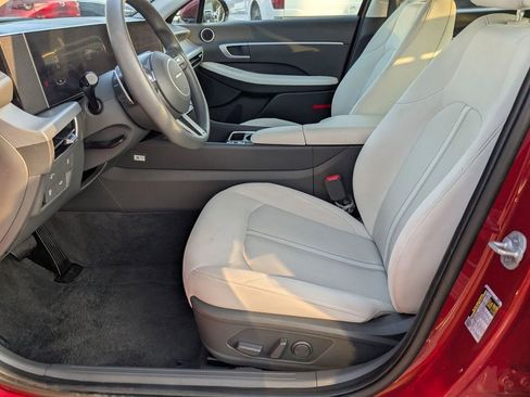 Used 2025 Hyundai Sonata SEL image 11
