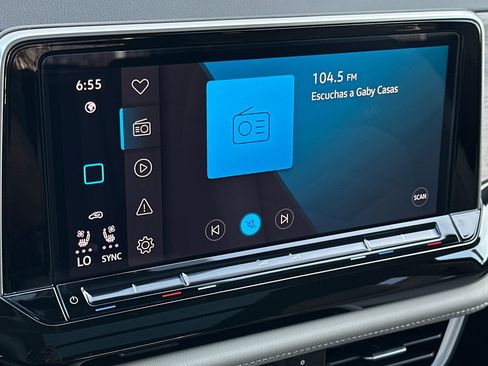 New 2026 Volkswagen Atlas SE image 17