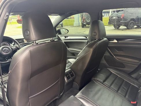 Used 2017 Volkswagen Golf R 4-Door AWD/4WD image 13