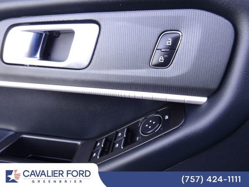 Certified 2025 Ford Explorer ST-Line AWD/4WD image 18