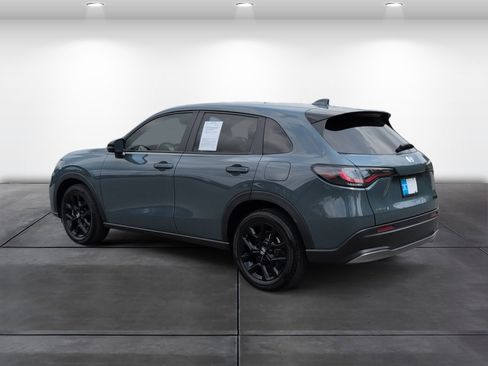 Certified 2025 Honda HR-V Sport image 3