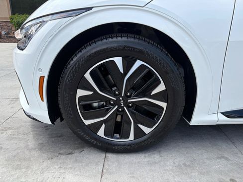 Used 2023 Kia EV6 GT-Line w/ GT-Line Suede Seat Package AWD/4WD image 23