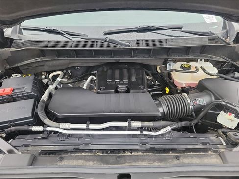 Used 2024 Chevrolet Silverado 1500 Custom image 24