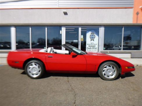 Used 1992 Chevrolet Corvette Convertible image 7