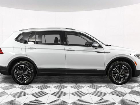 Used 2024 Volkswagen Tiguan Wolfsburg Edition AWD/4WD image 13