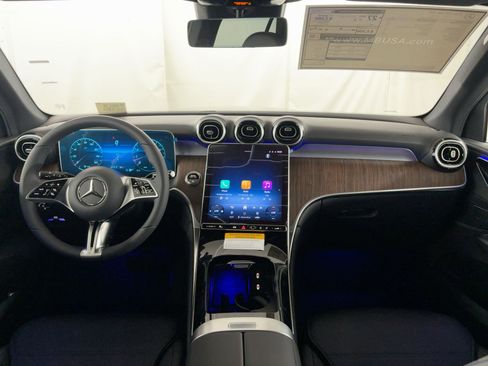 Used 2026 Mercedes-Benz GLC 300 GLC 300 image 16