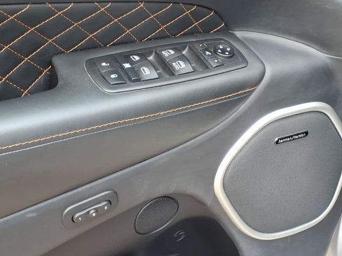 Used 2020 Jeep Grand Cherokee Summit AWD/4WD image 15
