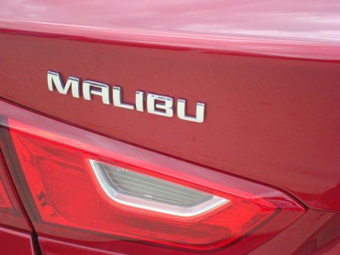 Used 2025 Chevrolet Malibu LT FWD image 10