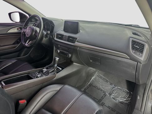 Used 2018 MAZDA MAZDA3 Touring image 33