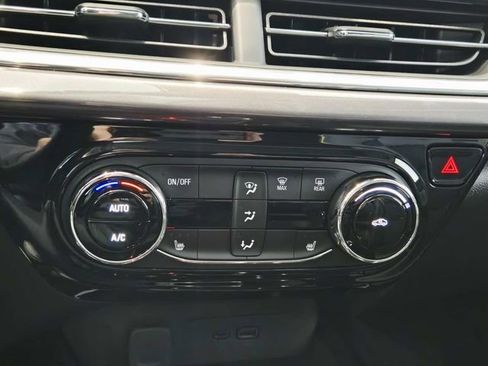 New 2026 Chevrolet Trax ACTIV w/ Sunroof Package image 21