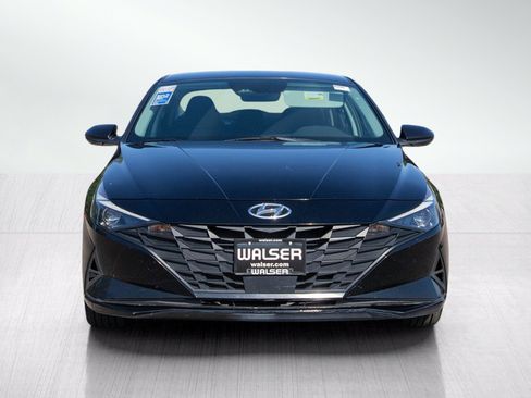 Used 2023 Hyundai Elantra SEL w/ Convenience Package FWD image 8