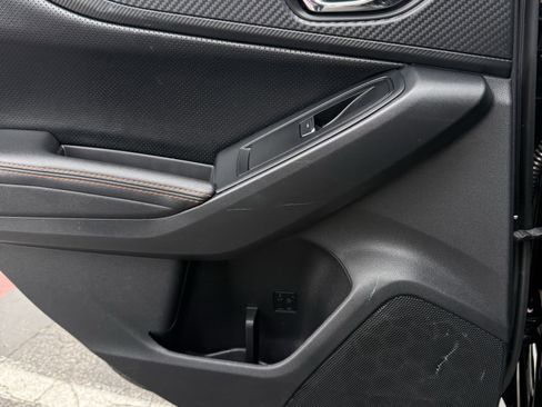 Used 2023 Subaru Crosstrek 2.5i Limited image 12