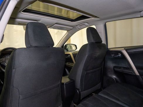 Used 2014 Toyota RAV4 XLE image 8