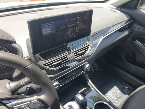 Certified 2025 Nissan Altima 2.5 SR w/ SR Premium Package FWD image 22