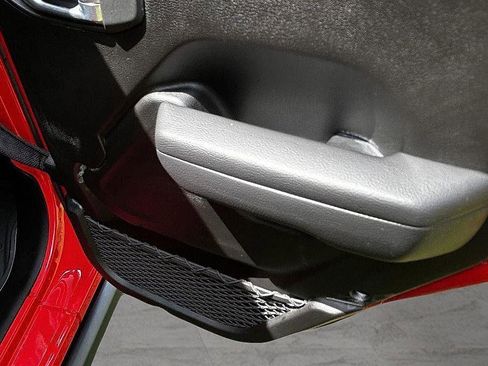 New 2024 Jeep Wrangler Unlimited Rubicon w/ Technology Group AWD/4WD image 26