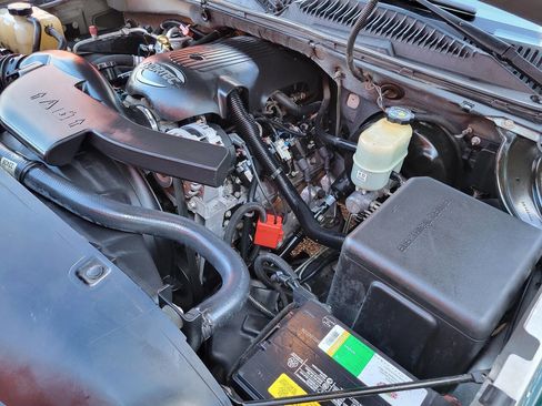 Used 2002 Chevrolet Avalanche 2WD image 34