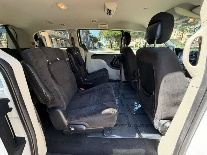 Used 2016 Dodge Grand Caravan SE w/ Quick Order Package 29E SE FWD image 41