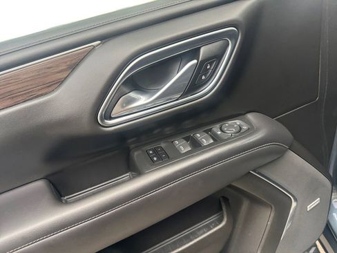 Used 2021 Chevrolet Tahoe Z71 image 19