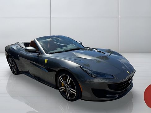 Used 2019 Ferrari Portofino RWD image 10