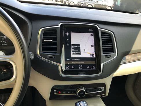 Used 2019 Volvo XC90 T5 Momentum w/ Protection Package Premier FWD image 25