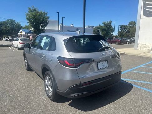 Used 2024 Honda HR-V LX image 6