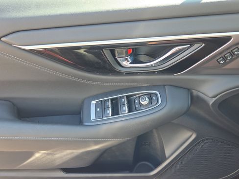 Used 2025 Subaru Outback Touring XT w/ Popular Package #2 image 24