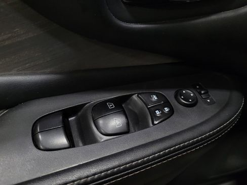 Used 2017 Nissan Murano SV AWD/4WD image 27