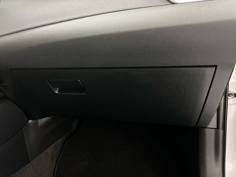 Used 2021 Toyota Corolla LE w/ LE Convenience Package FWD image 34