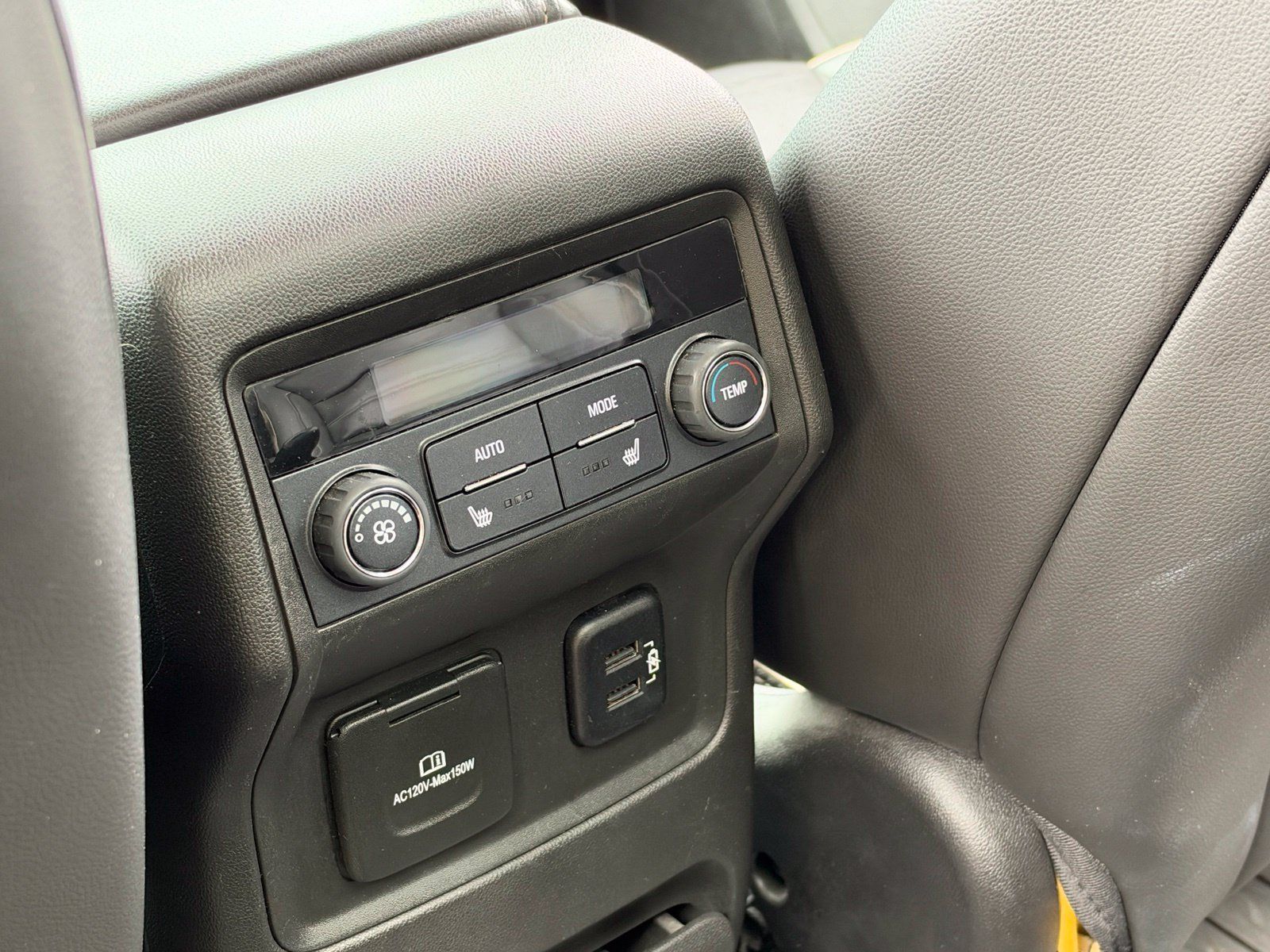 Used 2018 GMC Acadia Denali w/ Technology Package AWD/4WD image 19