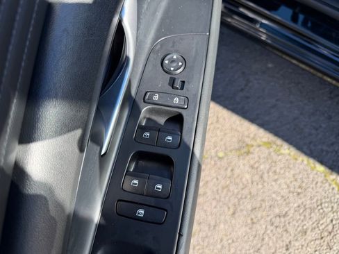 Used 2023 Hyundai Elantra SEL w/ Convenience Package image 13