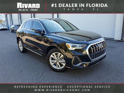 Used 2023 Audi Q3 2.0T Premium image 1