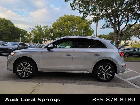 Used 2022 Audi Q5 2.0T Premium w/ Convenience Package image 3