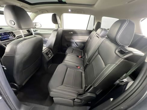 Used 2023 Volkswagen Atlas SE image 24