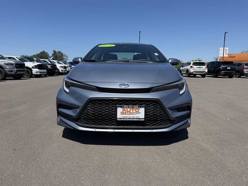 Used 2024 Toyota Corolla XSE FWD image 3