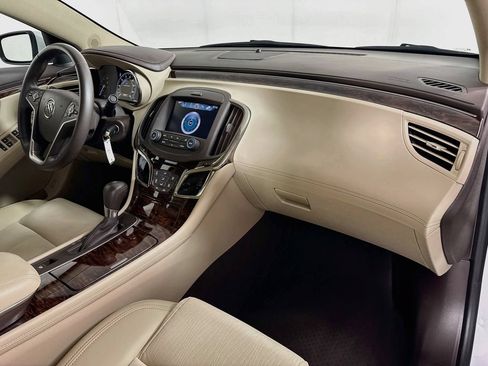 Used 2016 Buick LaCrosse FWD image 34