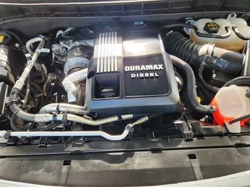 Used 2024 Chevrolet Tahoe RST w/ Luxury Package image 26