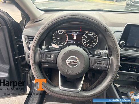 Used 2021 Nissan Rogue S image 16