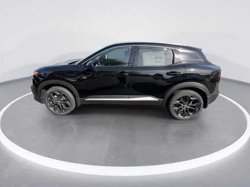 New 2026 Nissan Kicks SR w/ SR Premium Package AWD/4WD image 5